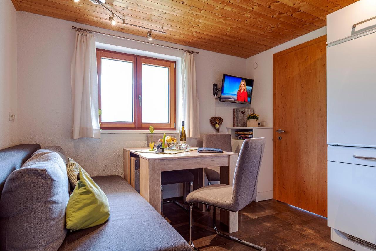 Haus Gruener Wald Lägenhet Bartholomäberg Exteriör bild